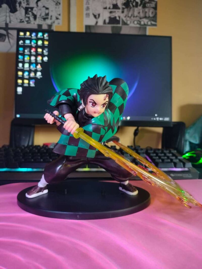 Tanjiro Fire Sword Action Figure 16cm